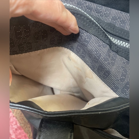 Lululemon Om The Day Bag Black Reflective Large Duffle Yoga Mat Gym Travel - Picture 13 of 16